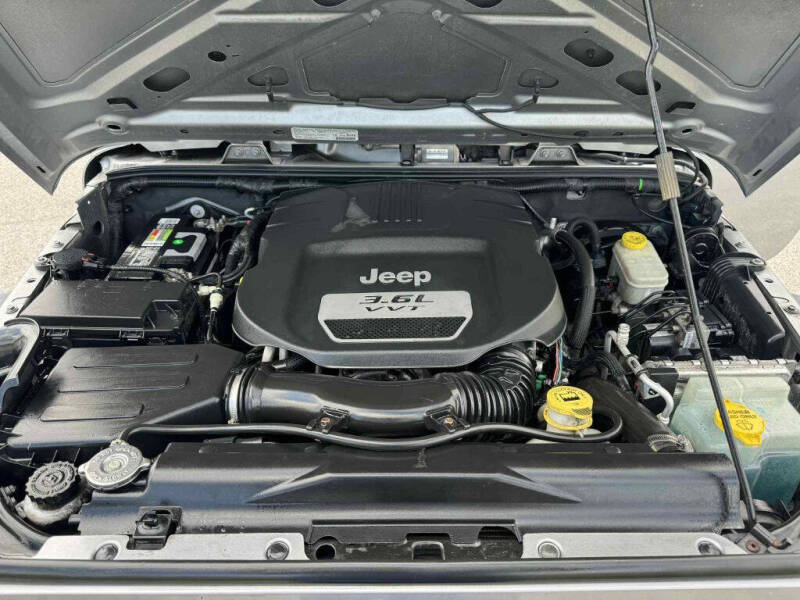 2013 Jeep Wrangler Sport