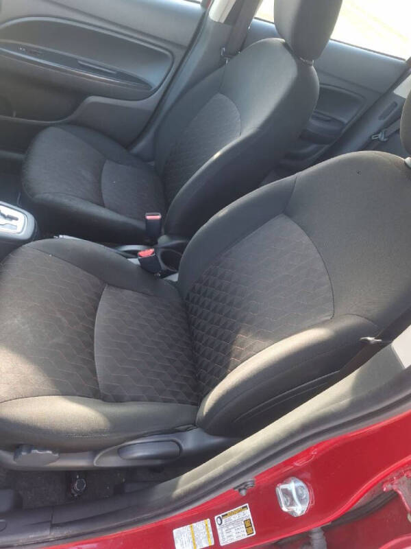 2024 Mitsubishi Mirage ES