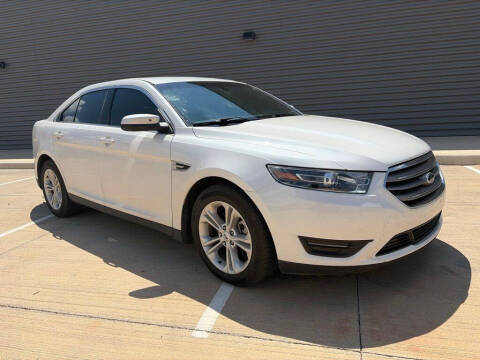 2016 Ford Taurus