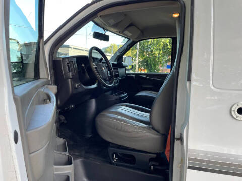 2013 Chevrolet Express 2500
