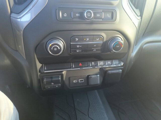 2022 Chevrolet Silverado 3500HD CC Work Truck