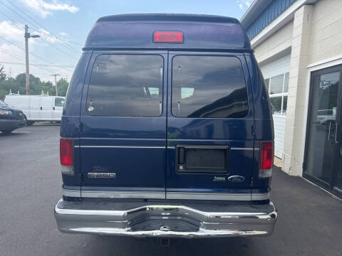 2010 Ford E-Series E-250