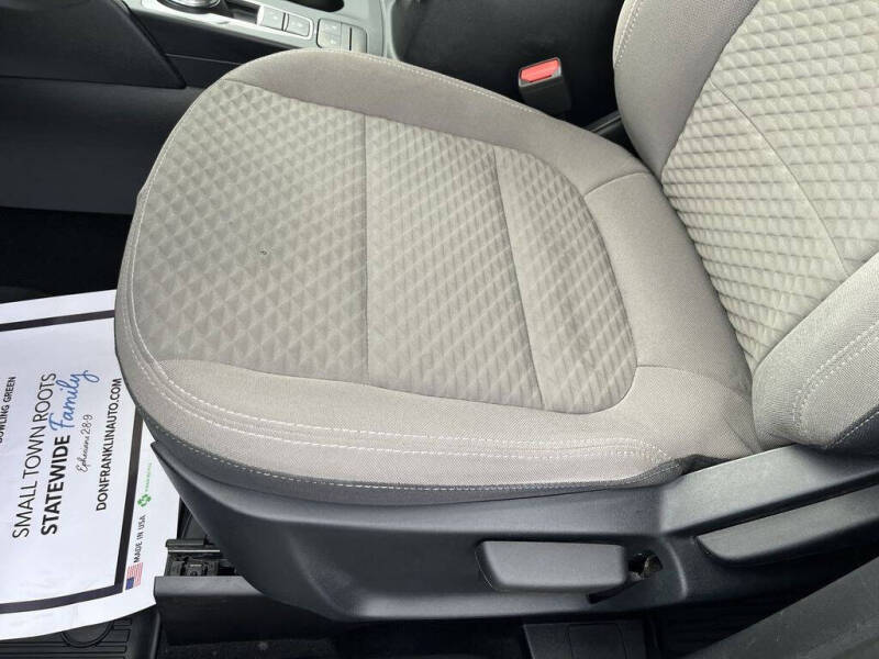 2022 Ford Escape SE