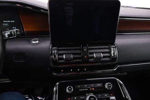 2020 Lincoln Navigator L Reserve