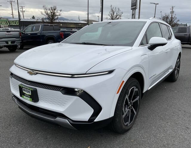 2025 Chevrolet Equinox EV LT