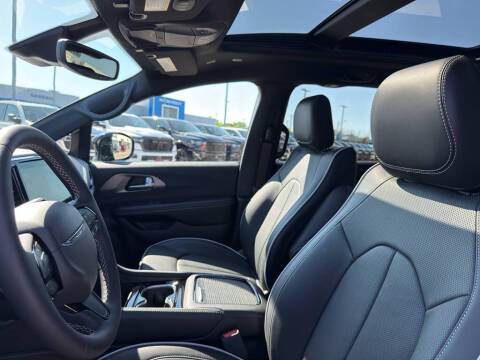 2027 Chrysler Pacifica Limited