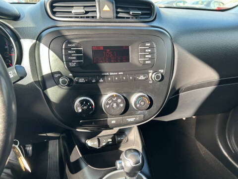 2015 Kia Soul +