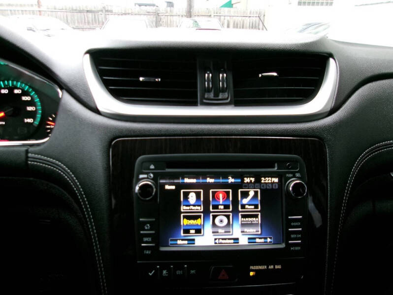 2017 Chevrolet Traverse LT