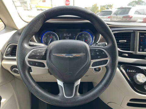 2020 Chrysler Voyager LXi