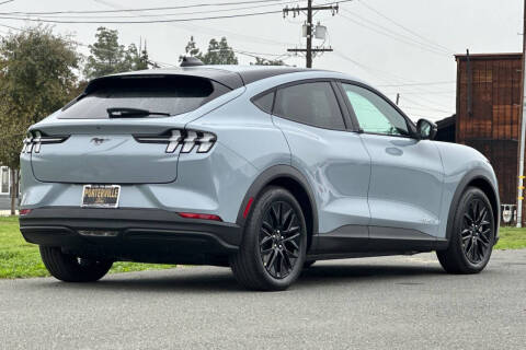 2025 Ford Mustang Mach-E Select