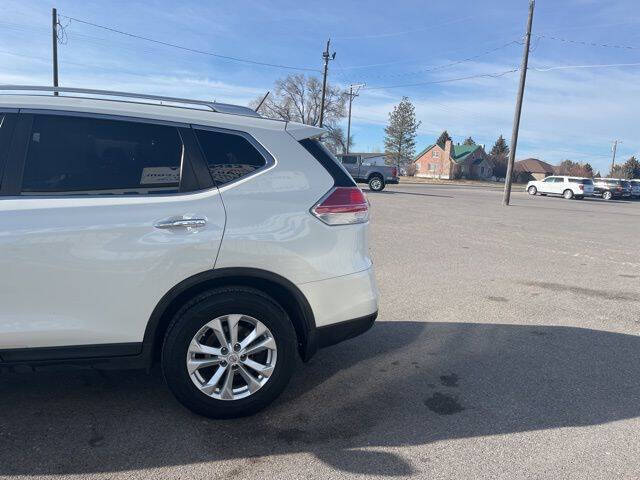 2016 Nissan Rogue SV