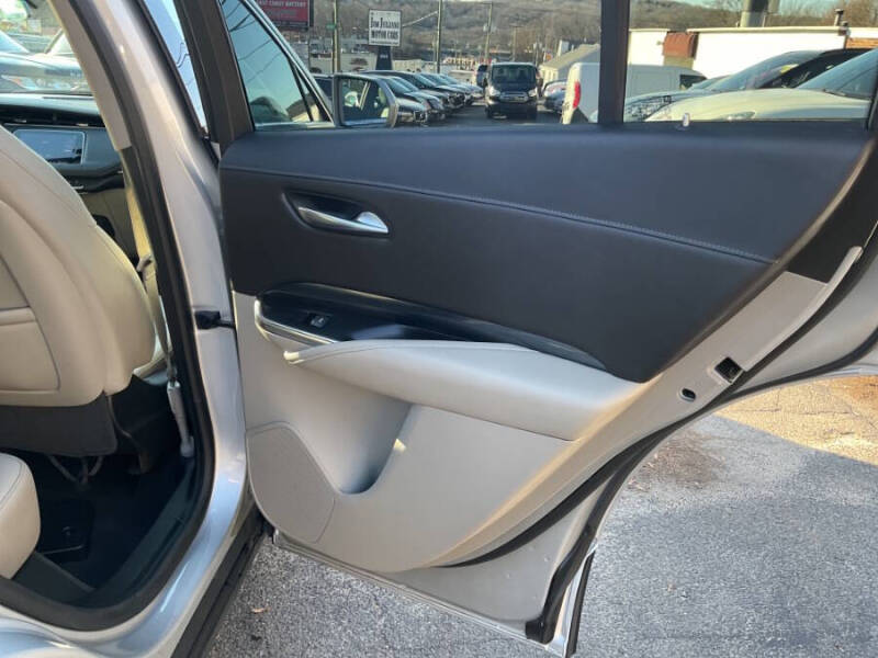 2019 Cadillac XT4 Luxury