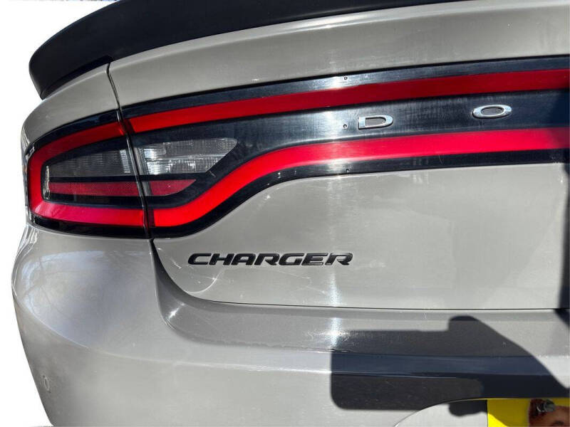 2017 Dodge Charger SXT