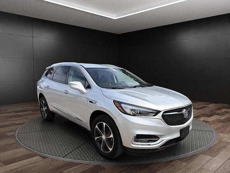 2020 Buick Enclave Essence