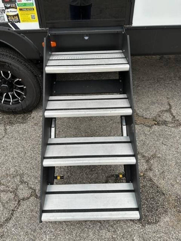 2024 Forest River Surveyor