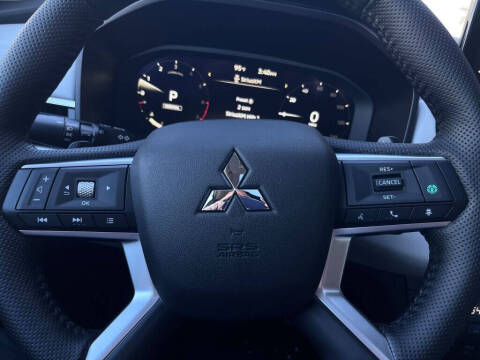 2025 Mitsubishi Outlander SEL