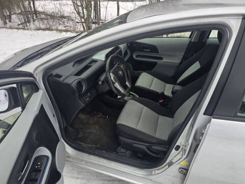 2012 Toyota Prius c Four