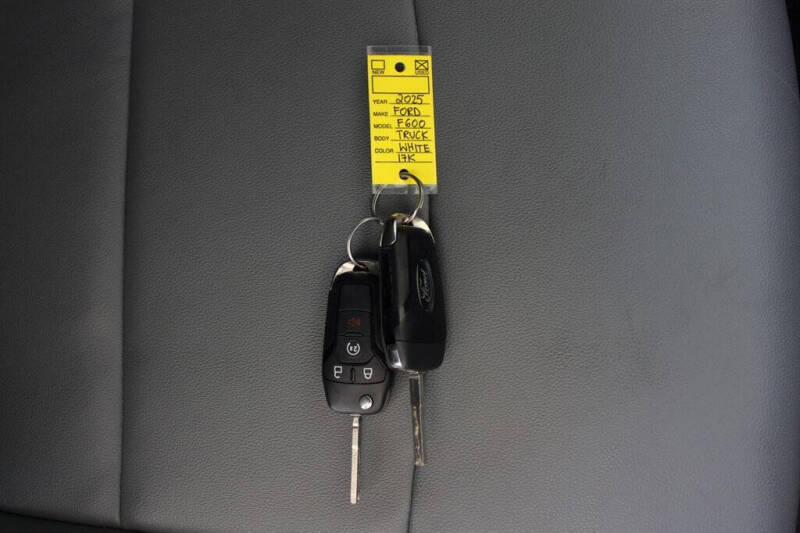 2024 Ford F-600 Super Duty