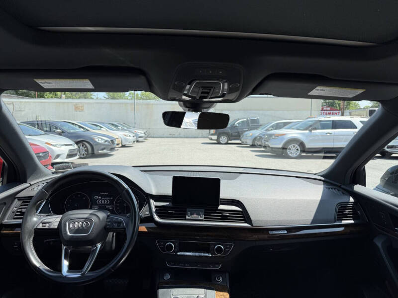2018 Audi Q5 2.0T quattro Premium Plus