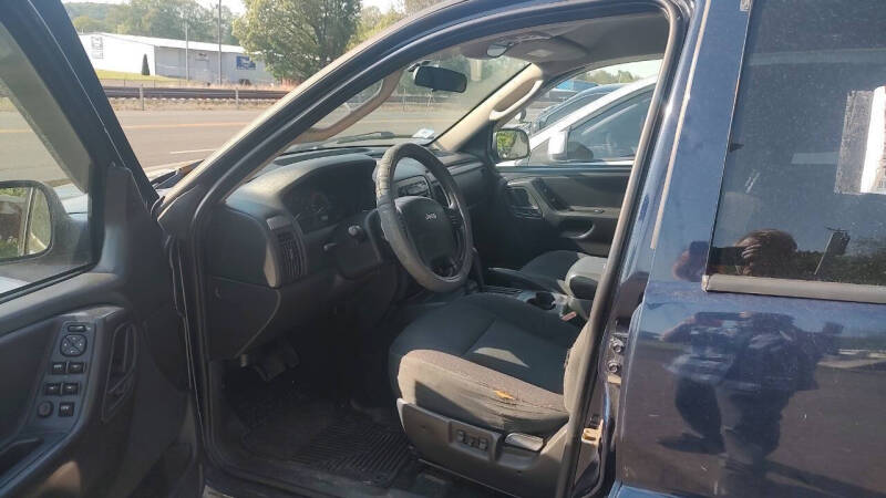 2004 Jeep Grand Cherokee Laredo