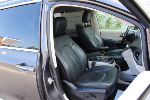 2019 Chrysler Pacifica Touring L Plus