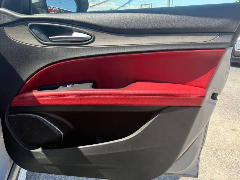 2020 Alfa Romeo Stelvio Ti