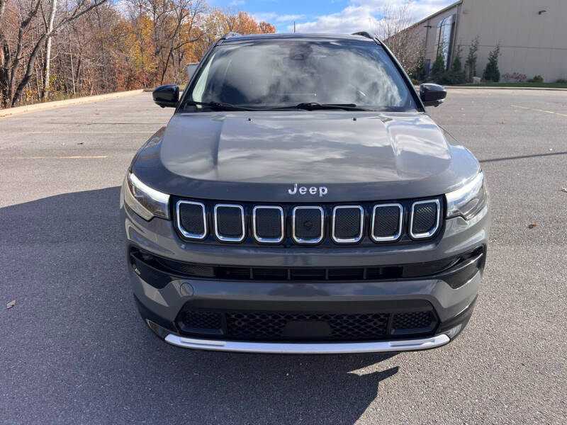 2022 Jeep Compass Limited photo 8