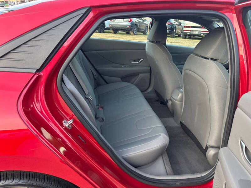 2023 Hyundai Elantra