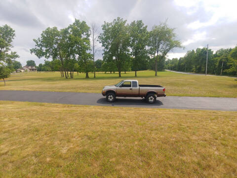 2002 Chevrolet S-10 for sale at U-Win Used Cars in New Oxford PA