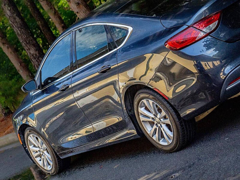 2017 Chrysler 200 Limited Platinum