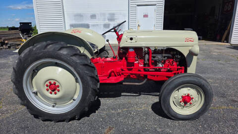 1952 Ford 8N Tractor