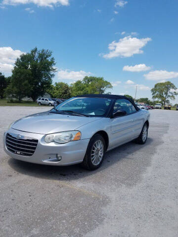 2006 Chrysler Sebring for sale at WESTSIDE GARAGE LLC in Keokuk IA