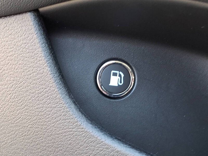 2017 Chrysler Pacifica Hybrid Touring Plus