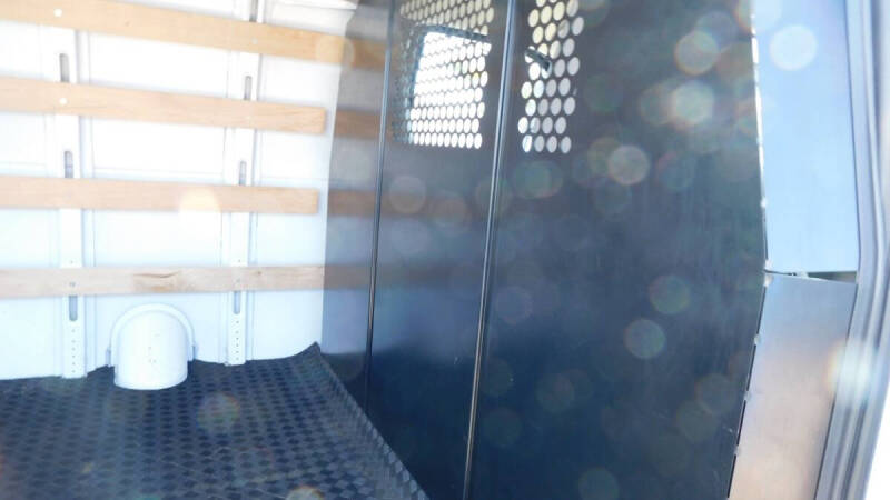 2024 GMC Savana 2500