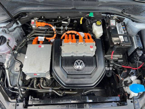 2016 Volkswagen e-Golf SE