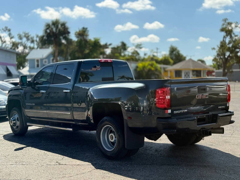 2017 GMC Sierra 3500HD Denali