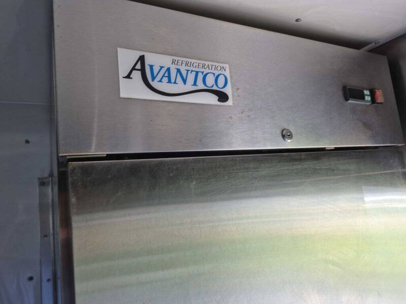 2001 Freightliner MT55 Chassis