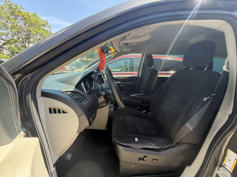 2018 Dodge Grand Caravan SE