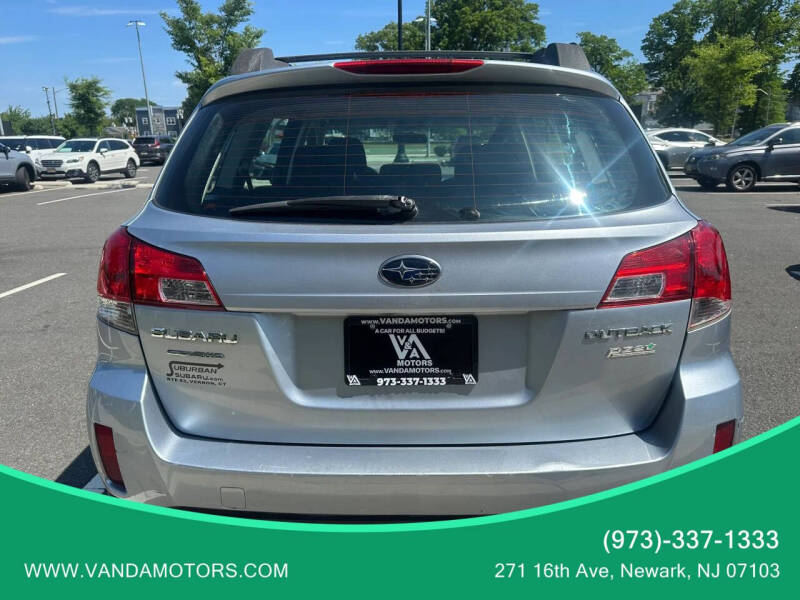 2014 Subaru Outback 2.5i