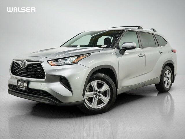 Silver 2020 Toyota Highlander L AWD L 4dr SUV 1