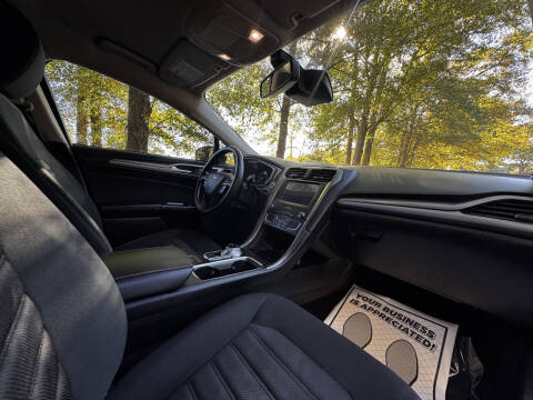 2019 Ford Fusion Hybrid SE