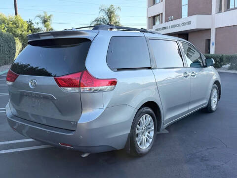 2013 Toyota Sienna