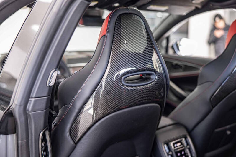 2026 Aston Martin DBX S