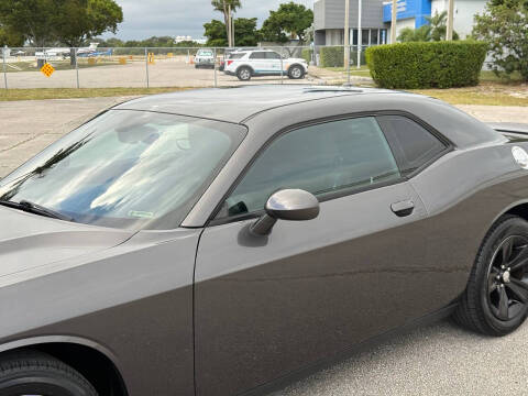 2018 Dodge Challenger SXT