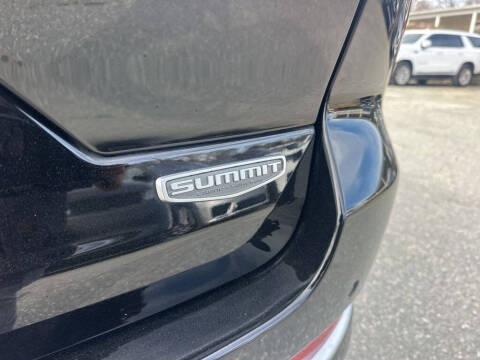 2022 Jeep Grand Cherokee Summit