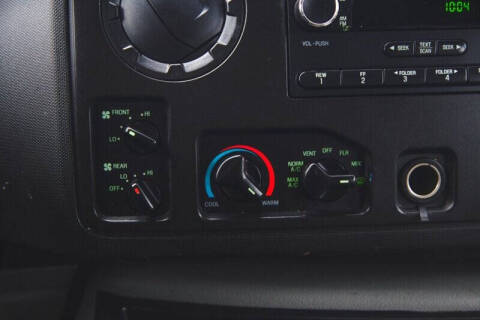 2014 Ford E-Series E-350 SD XLT