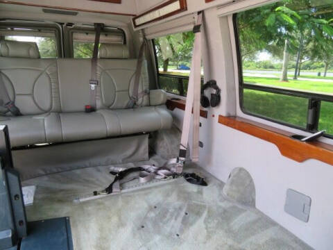 2010 Ford E-Series E-350 SD