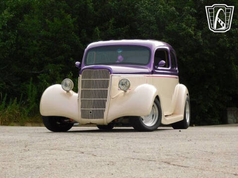 1935 Ford Tudor