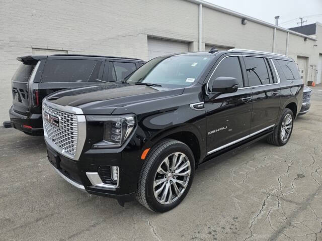 2022 GMC Yukon XL Denali's photo