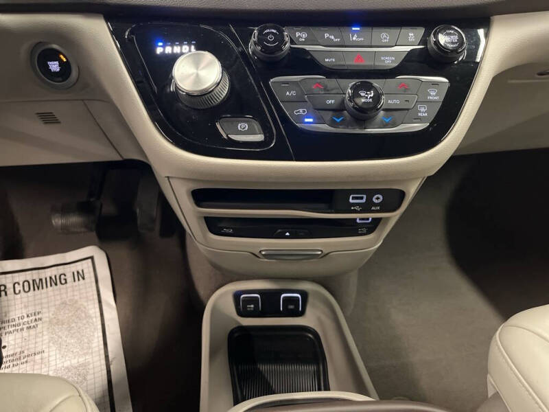 2020 Chrysler Pacifica Touring L Plus